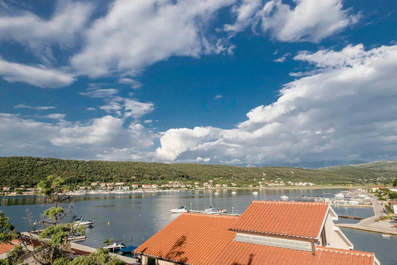 Apartmani Sanjin Tariba Supetarska Draga Zewnętrze zdjęcie