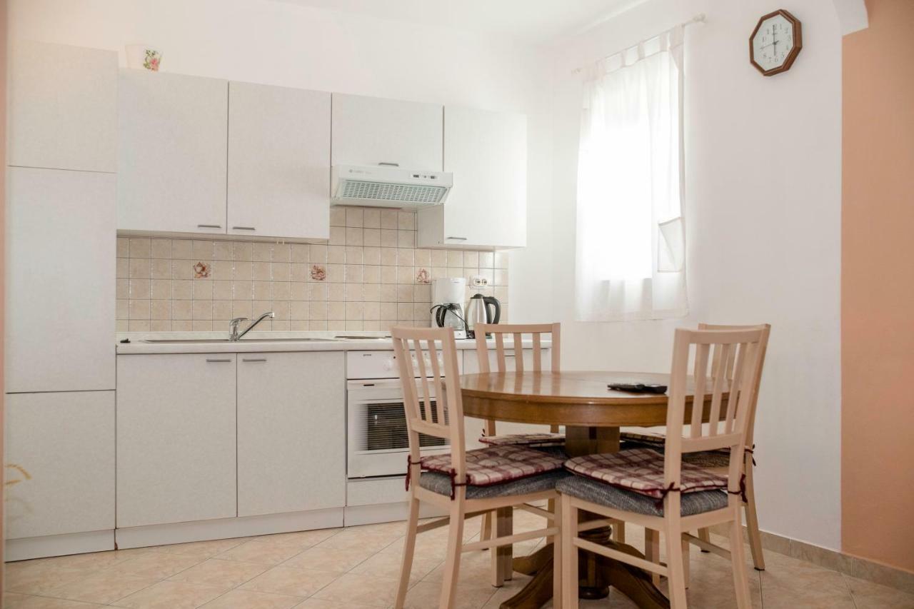 Apartmani Sanjin Tariba Supetarska Draga Zewnętrze zdjęcie