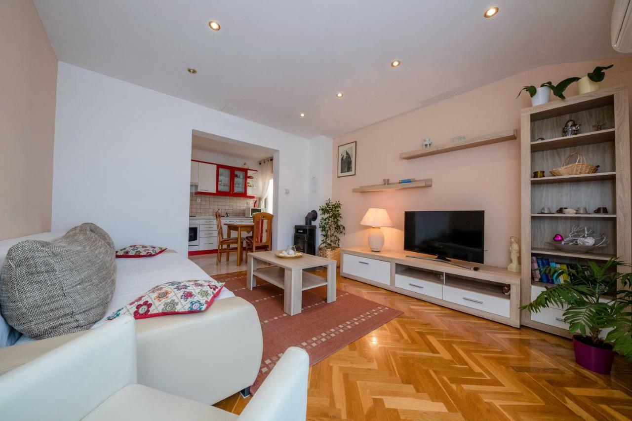 Apartmani Sanjin Tariba Supetarska Draga Zewnętrze zdjęcie